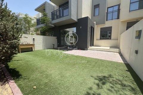 Villa de 3 dormitorios en Dubai Hills Estate, UAE No. 102413 4