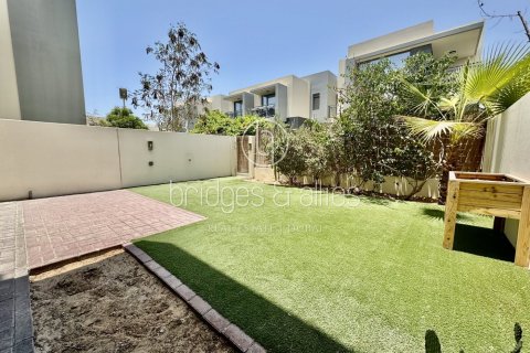 Villa de 3 dormitorios en Dubai Hills Estate, UAE No. 102413 2