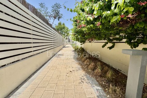 Villa de 3 dormitorios en Dubai Hills Estate, UAE No. 102413 25