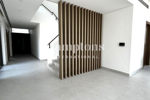 Villa de 5 dormitorios No. 118731 2