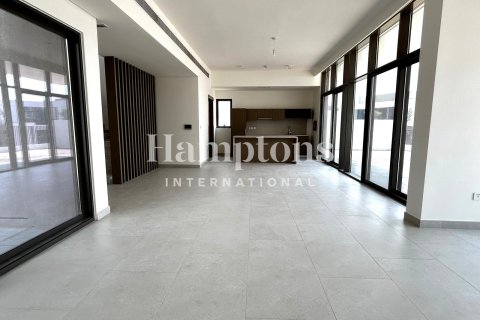 Villa de 5 dormitorios No. 118731 4