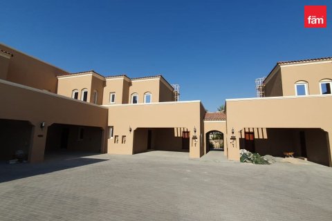 4 bedrooms Villa in Dubai, UAE No. 142528 17