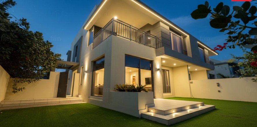 5 bedrooms Villa  No. 132062