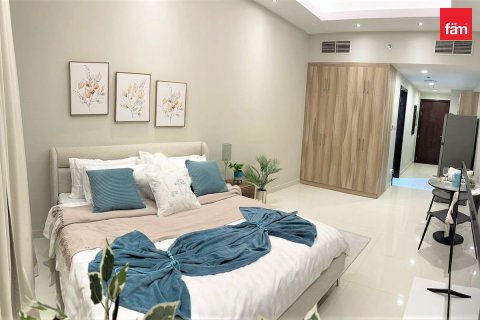 Studio Apartment in Dubai Sports City, UAE No. 170017