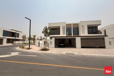 Villa de 4 dormitorios en Al Furjan, UAE No. 162403
