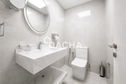 Appartement de 2 chambres à DEC Towers, UAE No. 168917 16