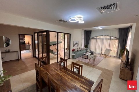 Таунхаус с 4 спальнями в Дубай, ОАЭ №141569 6