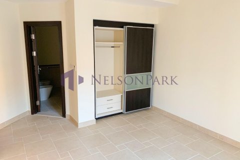 3 bedrooms Apartment in Doha, Qatar No. 57744 17