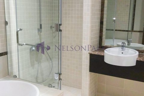 3 bedrooms Apartment in Doha, Qatar No. 57744 22