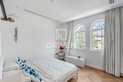 4 غرف نوم فيلا  رقم 120819 11