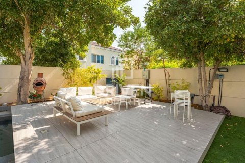 4 غرف نوم فيلا  رقم 120819 22