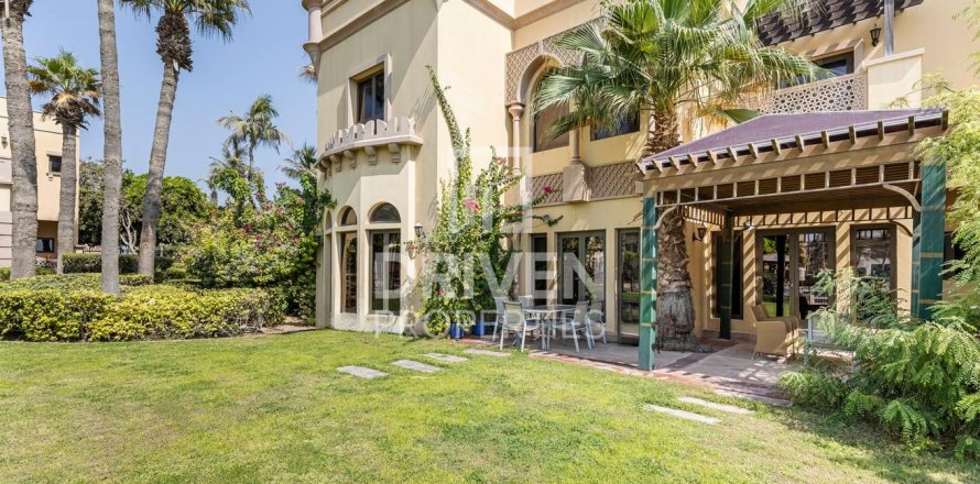 Вилла с 4 спальнями №120824