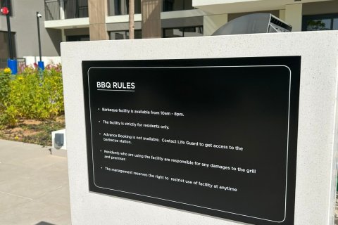 2 bedrooms Apartment in HOLLAND GARDENS RESIDENCE Town Square, UAE No. 147329 10