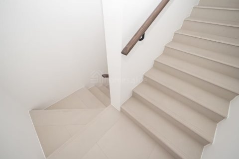 4 bedrooms Townhouse in Town Square, UAE No. 168611 3