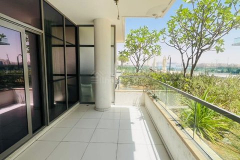 Apartment de 2 dormitorios en DAMAC Hills (Akoya by DAMAC), UAE No. 168609 3