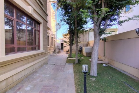 Villa de 5 chambres à Al Barsha 2, UAE No. 168610 9