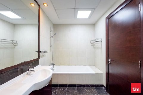 Квартира с 2 спальнями в Дубай, ОАЭ №162733 4