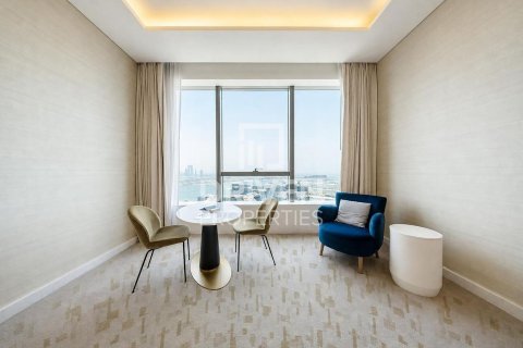 Studio Apartment in The Palm Tower, UAE No. 200690 8