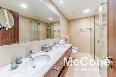 Apartment de 3 dormitorios en Dubai Media City, UAE No. 74495 14
