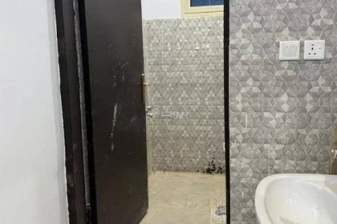 Bâtiment de 960m² à Riyadh, Saudi Arabia No. 98751 11