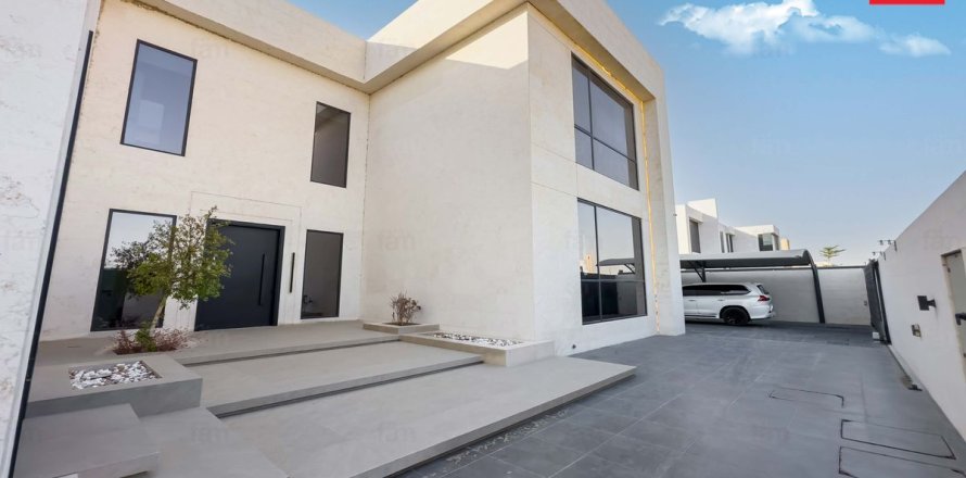 Villa de 7 chambres à Dubai, UAE No. 98981