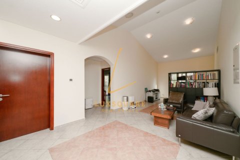 5 bedrooms Villa in Green Community West, UAE No. 164155 15