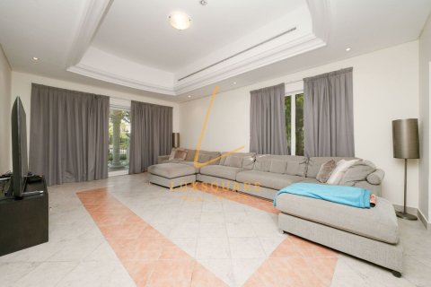 5 bedrooms Villa in Green Community West, UAE No. 164155 21