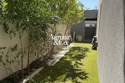 4 bedrooms Villa in Dubai Hills Estate, UAE No. 164154 13