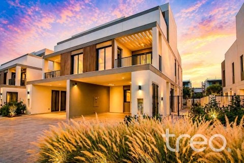 4 bedrooms Townhouse in Aura, UAE No. 200897