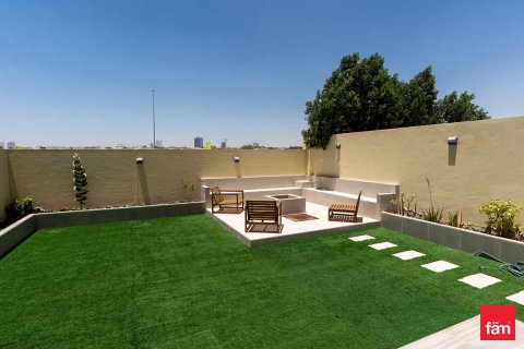 4 غرف نوم فيلا في دبي, الإمارات العربية المتحدة رقم 165459 3