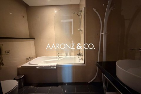 Apartment de 2 dormitorios en Jumeirah Lake Towers, UAE No. 151290 7