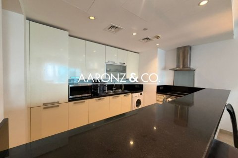 Apartment de 2 dormitorios en Jumeirah Lake Towers, UAE No. 151290 11