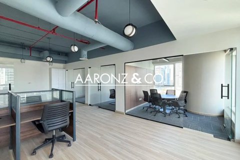87m² Office in Business Bay, UAE No. 151289 12