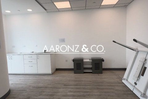 449m² Office in Business Bay, UAE No. 151294 5