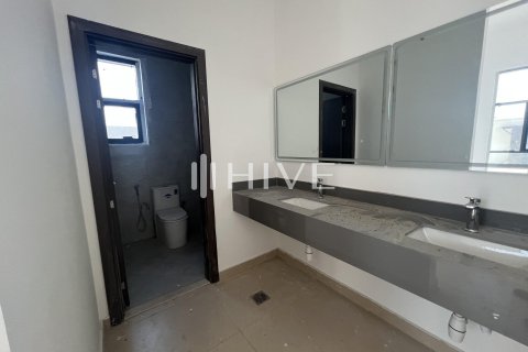 5 bedrooms Villa in Dubai, UAE No. 55871 15