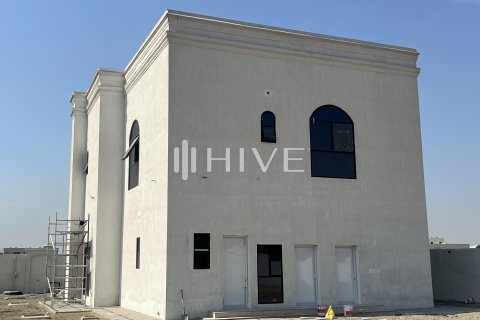 5 bedrooms Villa in Dubai, UAE No. 55871 3