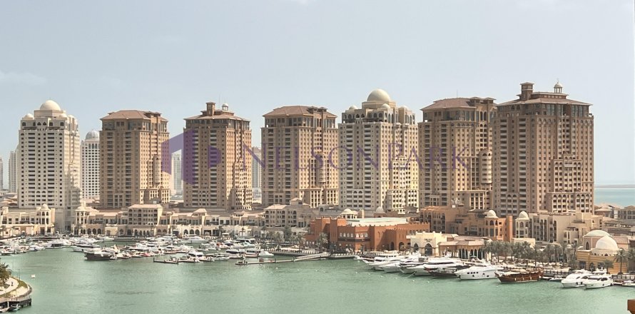 2 bedrooms Apartment in Doha, Qatar No. 57835