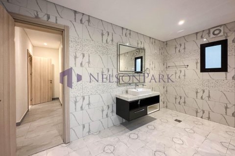 5 bedrooms Villa in Al Khor, Qatar No. 57821 11