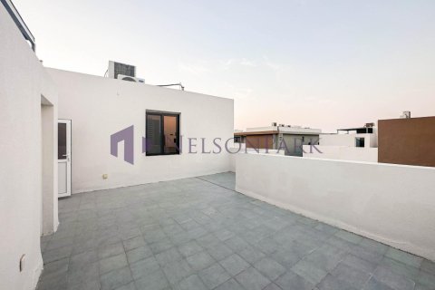 5 bedrooms Villa in Al Khor, Qatar No. 57821 8