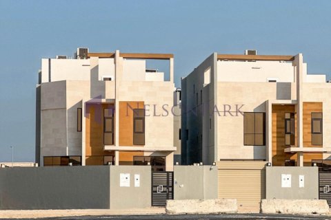5 bedrooms Villa in Al Khor, Qatar No. 57821 19