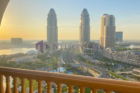 2 bedrooms Apartment in Doha, Qatar No. 57820 1