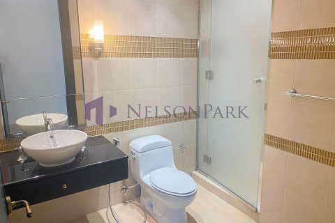 2 bedrooms Apartment in Doha, Qatar No. 57820 6