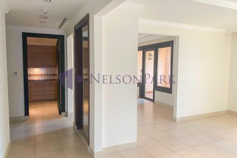 2 bedrooms Apartment in Doha, Qatar No. 57820 11
