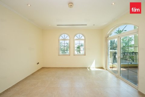 3 bedrooms Villa in Jumeirah Park, UAE No. 208285 5