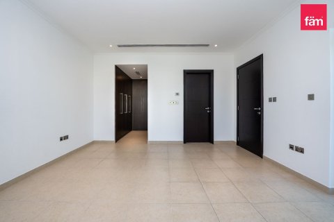 3 bedrooms Villa in Jumeirah Park, UAE No. 208285 4