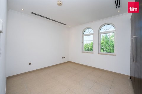 3 bedrooms Villa in Jumeirah Park, UAE No. 208285 8