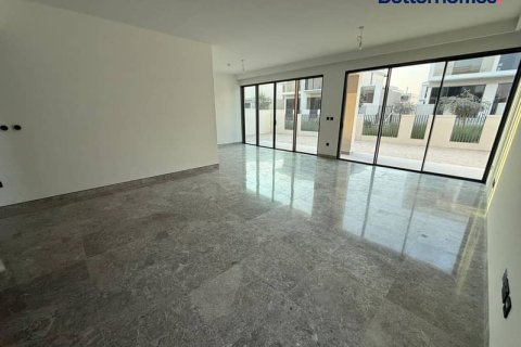 Villa de 4 dormitorios  No. 114271 15