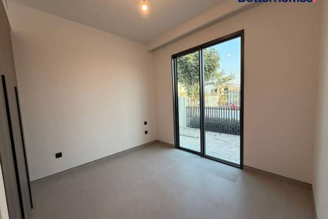 Villa de 4 dormitorios  No. 114271 16