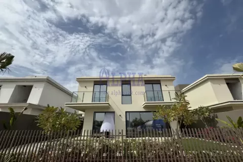 Villa de 3 dormitorios en Al Hamra Village, UAE No. 80140 2