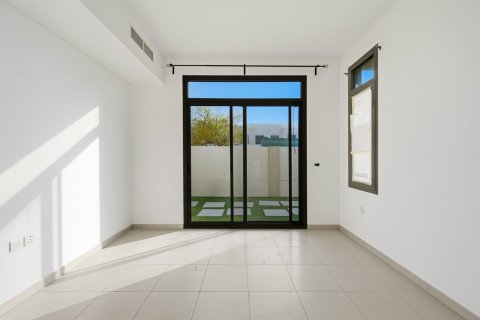 4 bedrooms Townhouse in Noor Townhouses, UAE No. 199724 17